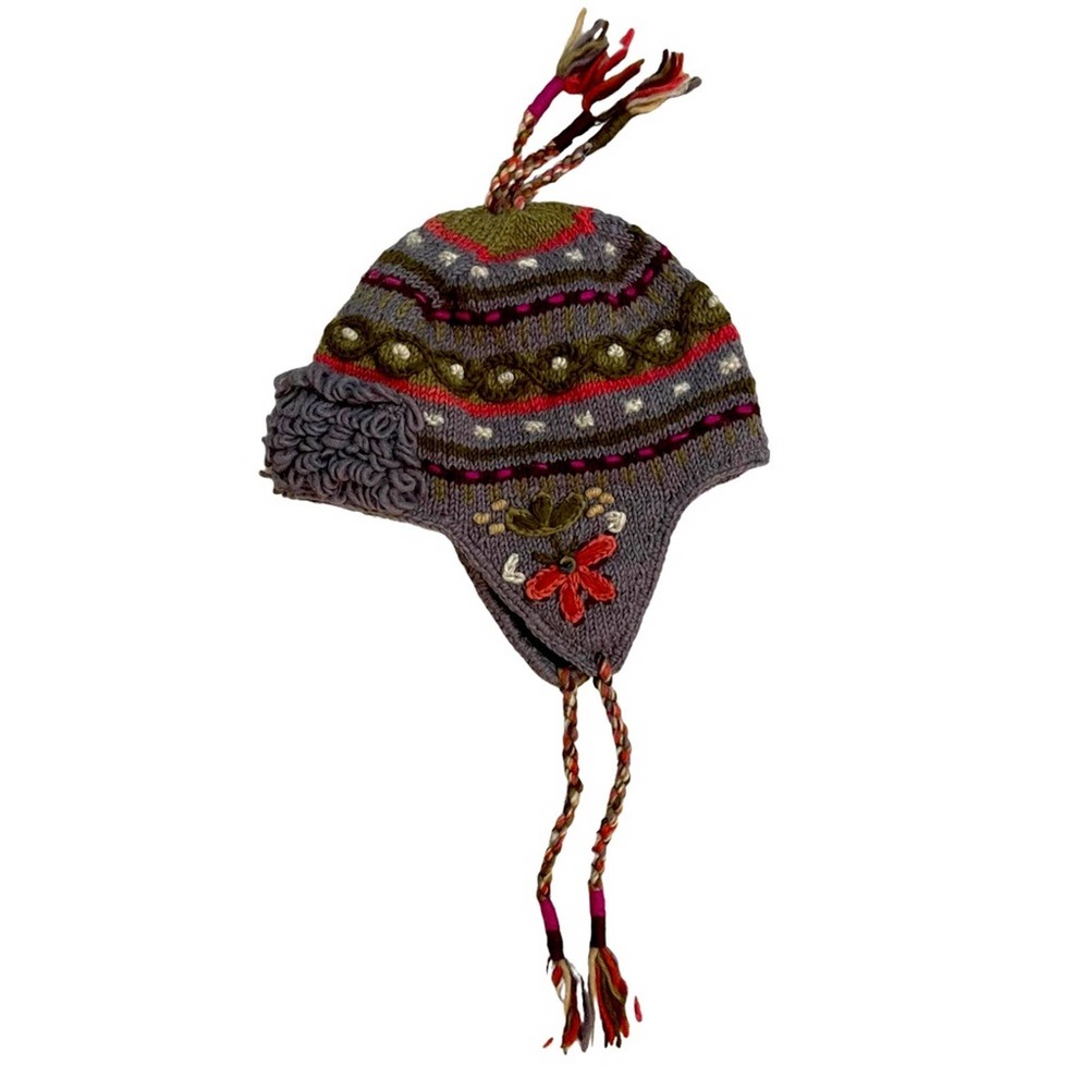 Cozy Wool Women's Hat with Pom Pom - Picture 2 of 5